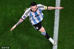 德罗巴滑跪三条杠