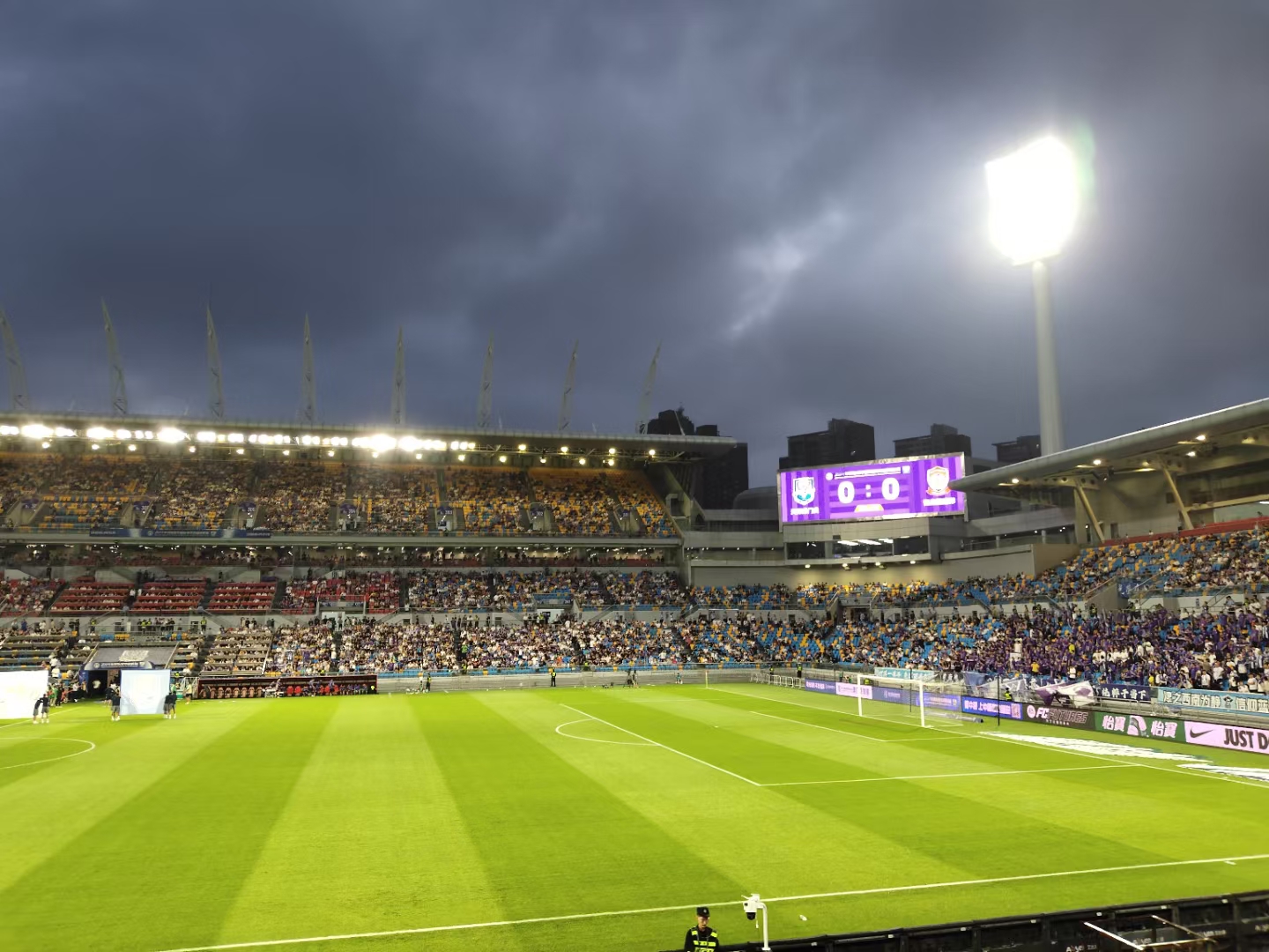 官方网站登录界面-湖人vs快船