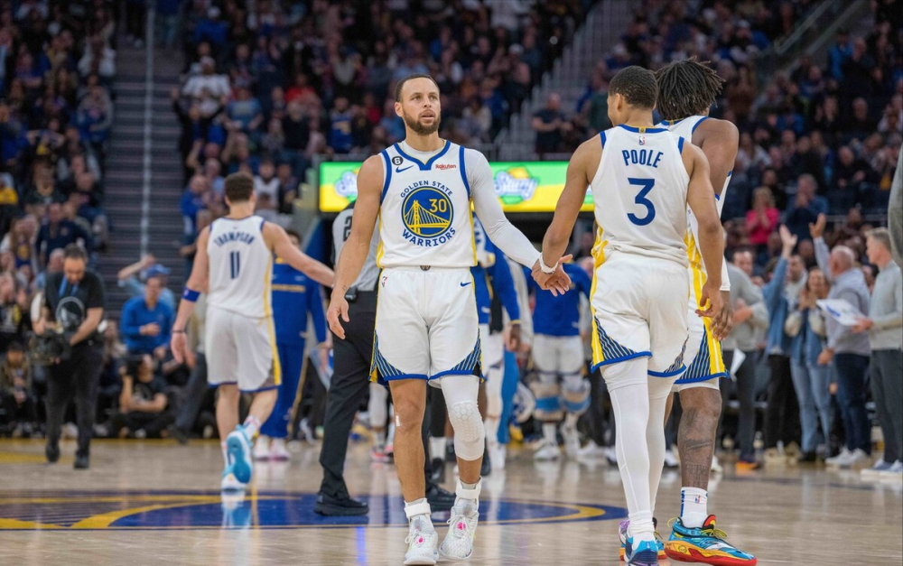 英雄联盟uzi比赛视频完整版