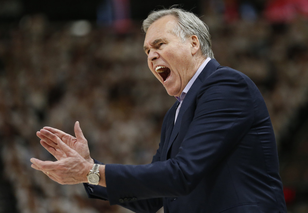 开云网页版-火箭即将解雇德安东尼